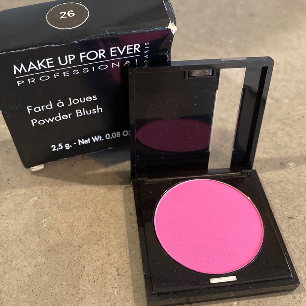 Makeup Forever Powder Blush in Fuchsia #26